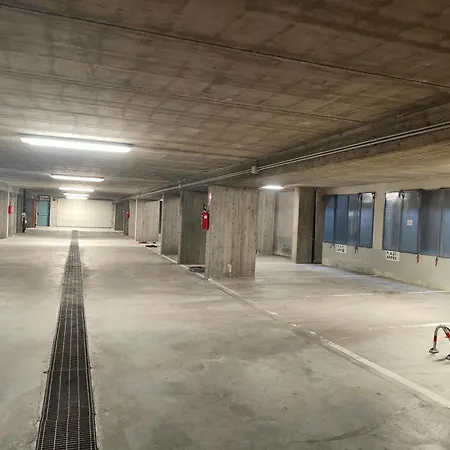 Hostdomus - Sansicario R21 Terrace *