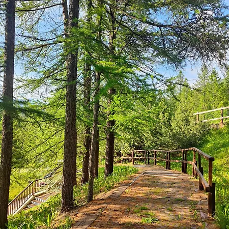 Hostdomus - Sansicario R21 Terrace Apartment